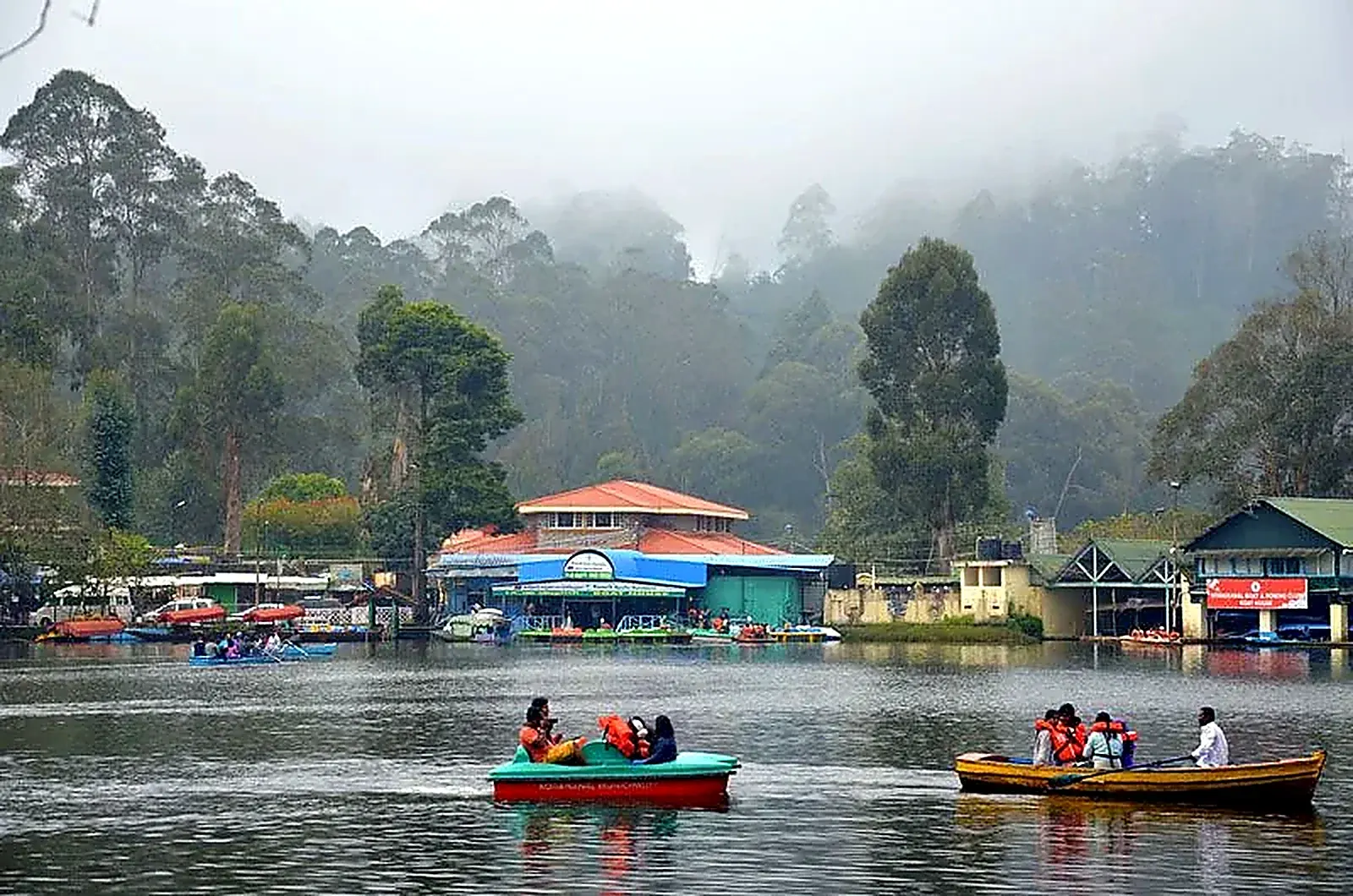 Kodaikanal Lake near Bryant Park